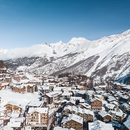 Apartment Kusi's Ranch Studio Nr- 11 Taeschhorn By Interhome *